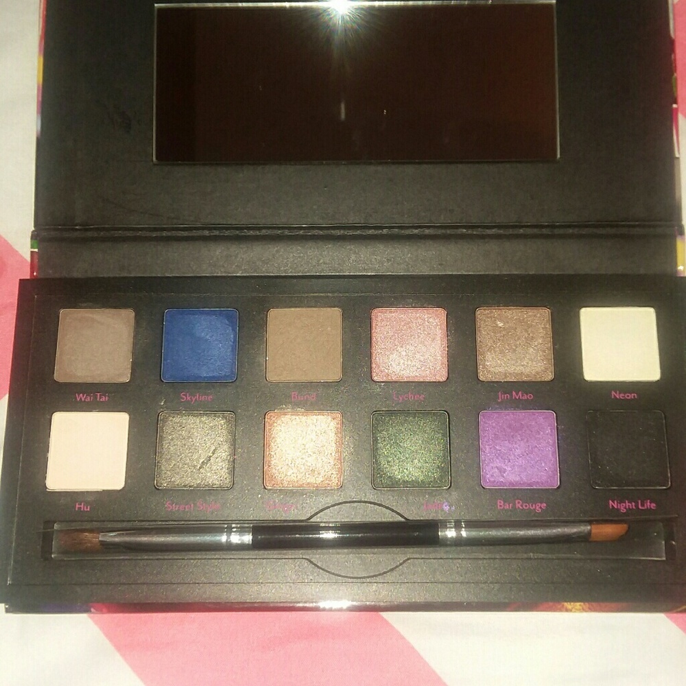 Eyeshadow Palette